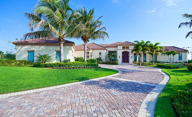 Best Brick Driveway Pavers  in Springfield, MN